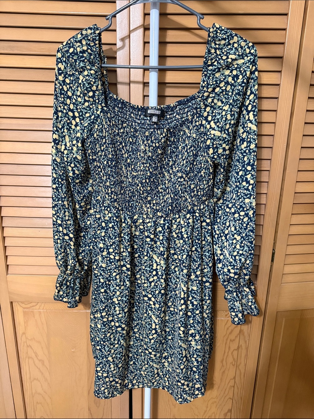 Missguided Navy Floral Smocked Long Sleeve Mini Dress